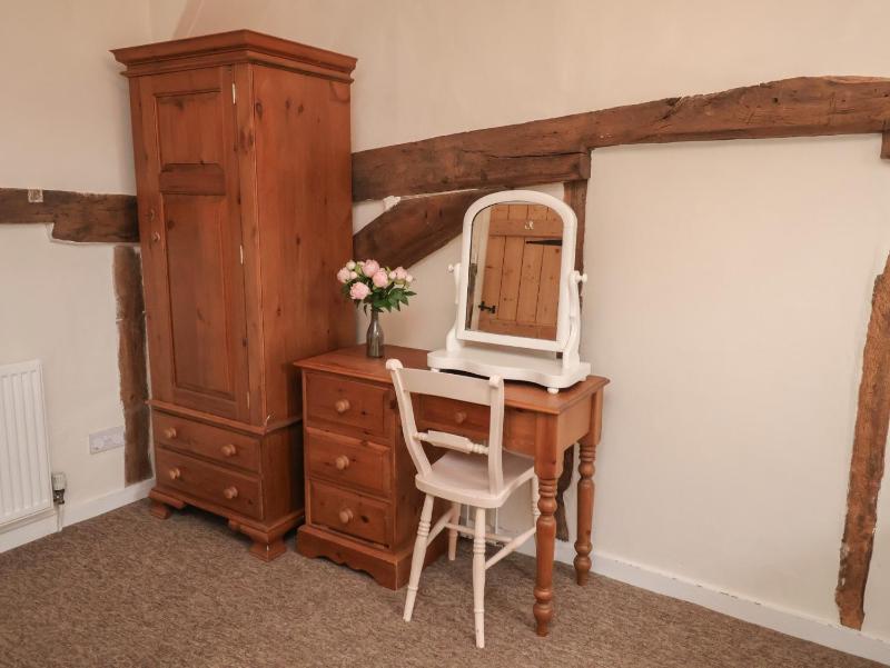 Duke Cottage - image 3