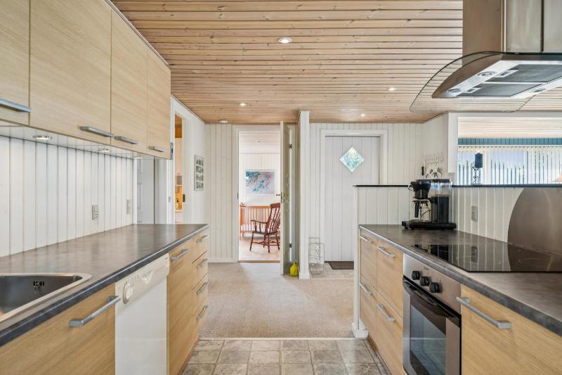 Beautiful Home In Ebeltoft With 2 Bedrooms And Wifi - image 7