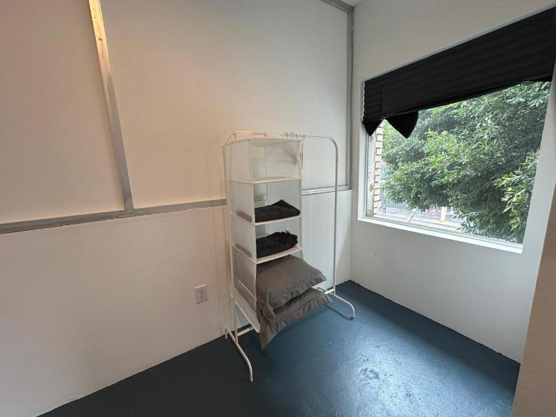 The Art Nook Private Rooms on Hollywood Blvd - image 12