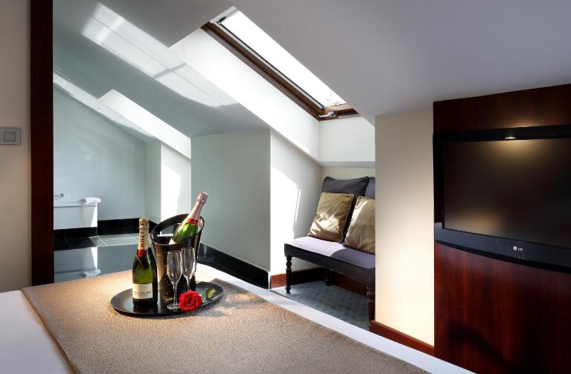 Suite City Views image 3