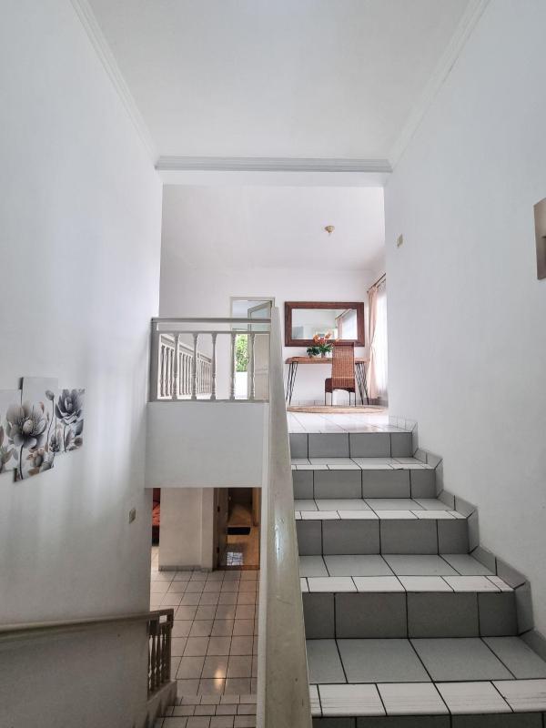 Villa Pesona Merapi With 3 BR - image 13
