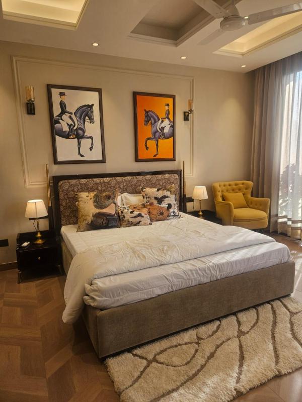 Blissful 5BHK Golf Course Road by Micasso home No Party - image 16