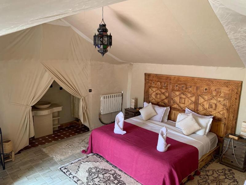 Glamorous Luxury Camp - image 16