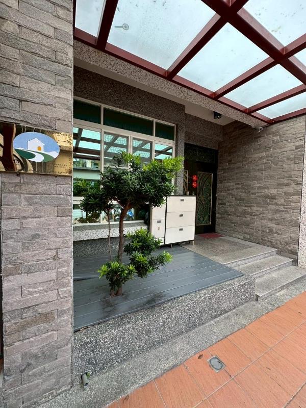 Secret House - image 17