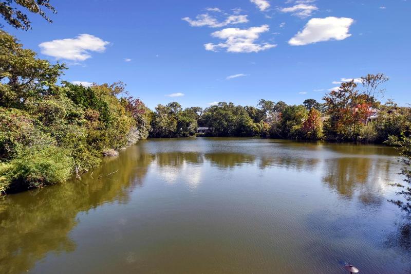 Serenity Lake Cottage - image 32