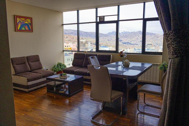 Heart of La Paz Apartment - image 1