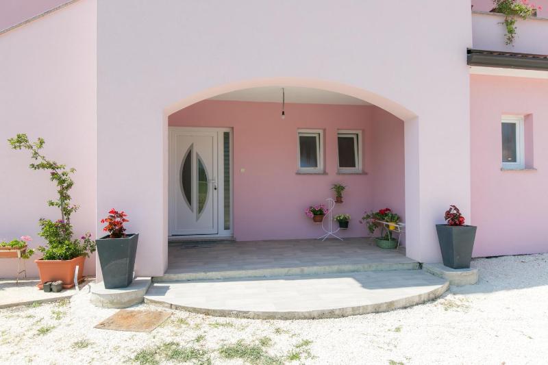 Apartment Elina - image 7