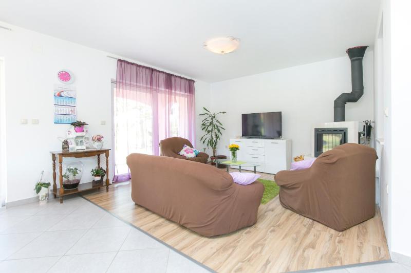 Apartment Elina - image 28