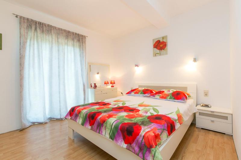Apartment Elina - image 36
