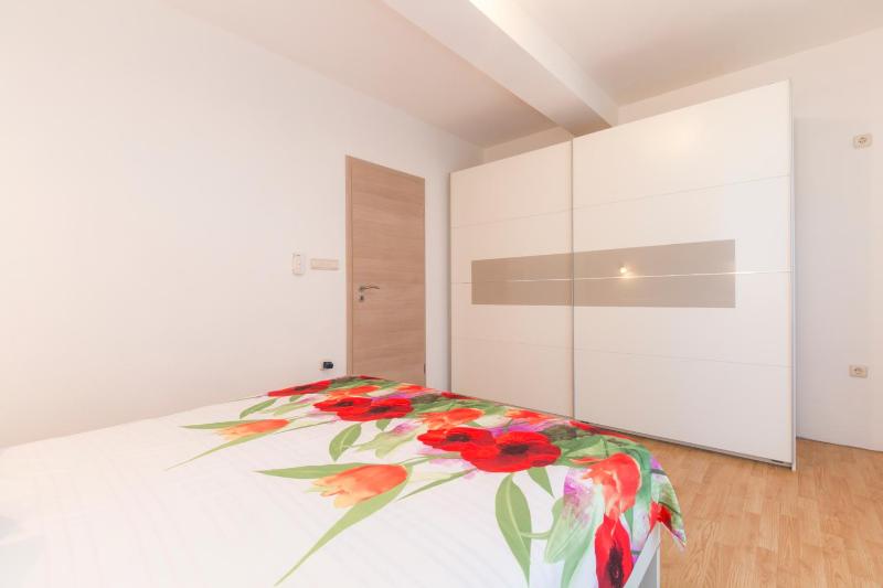 Apartment Elina - image 9