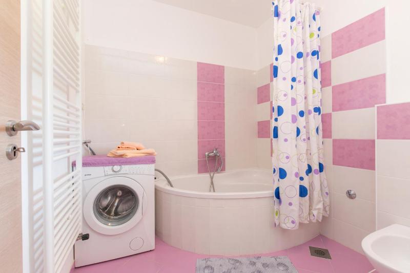 Apartment Elina - image 35