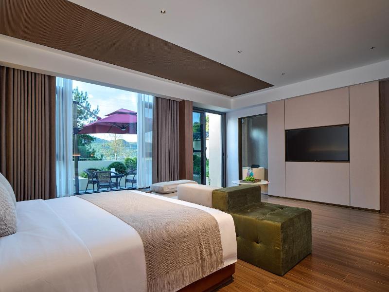 Zhangjiajie FourSeason Lai Hotel - image 6