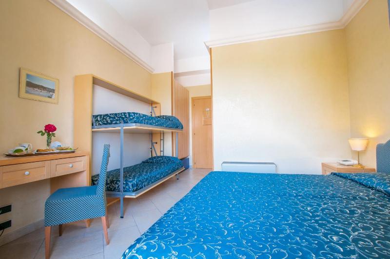 Classic Triple Room - Annex image 4