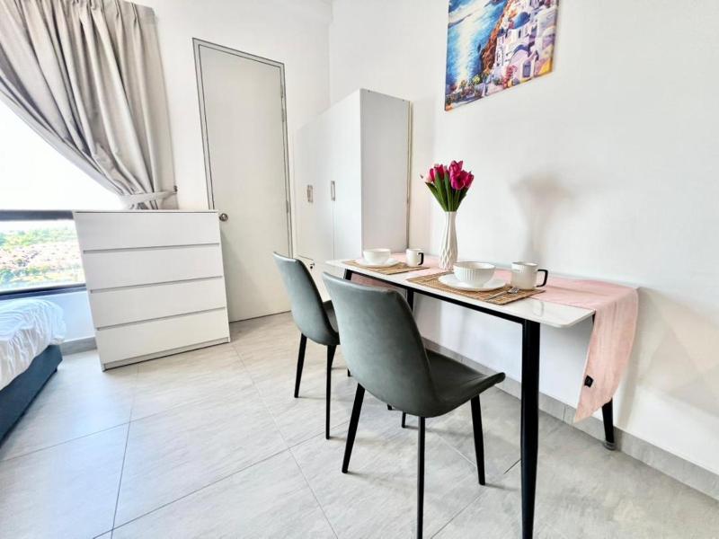 RB 1-6Pax Sunsuria Cozy Home Setia Alam SCCC Wi-Fi - image 15