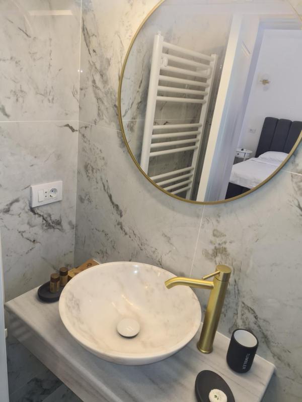 Jolie Boutique Hotel - image 2