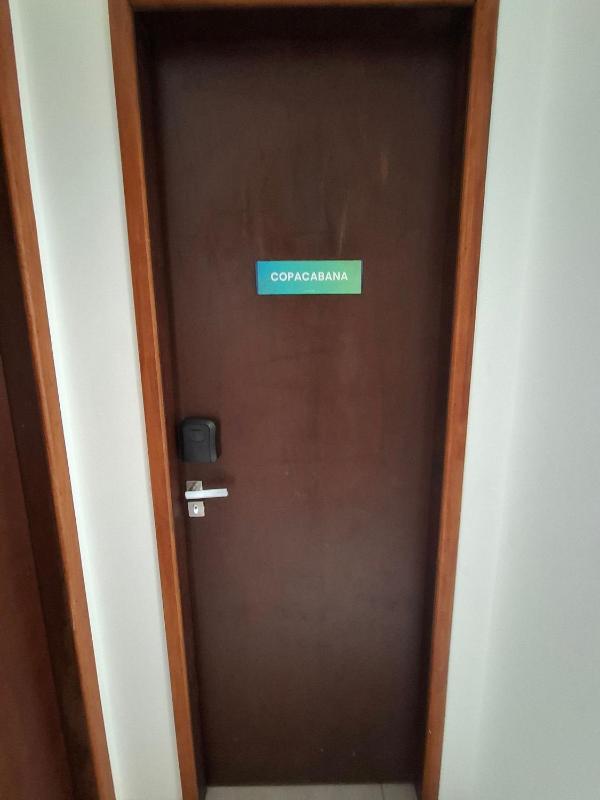 Fullano Guesthouse _ Between Copacabana and Ipanema – Comfortable Private Suites! - image 5
