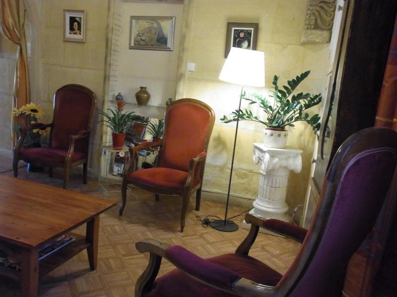 Constantin - image 7