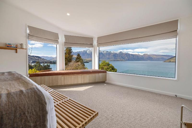 Matau Crest - Luxury Retreat - image 14