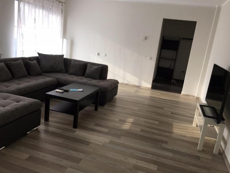 Hermann Apartments - image 17