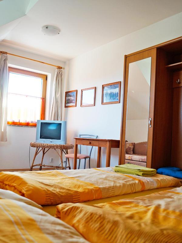 Apartment image 4
