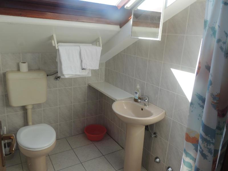 Two-Bedroom Apartment with Terrace and Sea View image 3