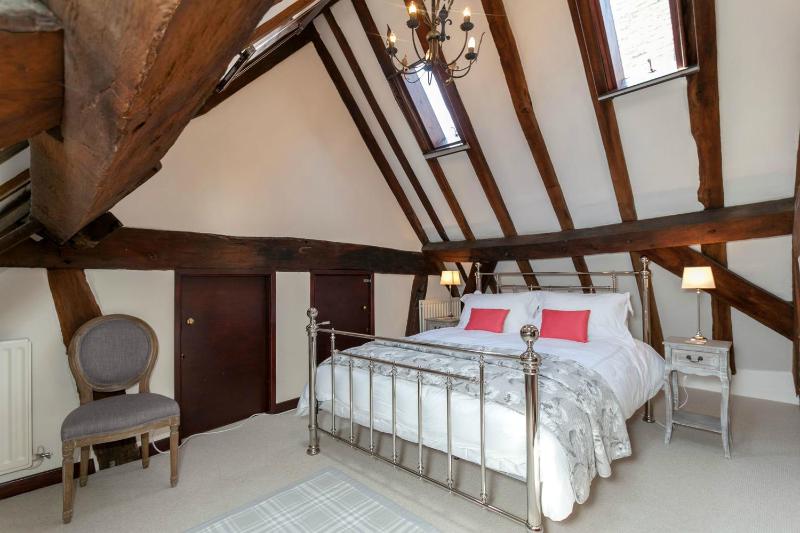 Three-Bedroom House image 2