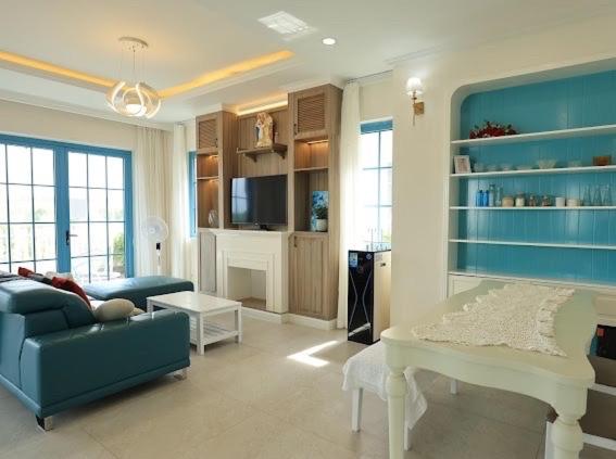Nhà Có Ba Cây Tùng - image 23
