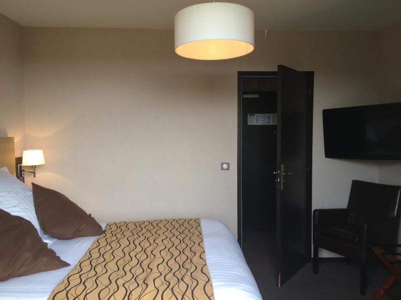 Superior Double Room (2 Adults) image 2
