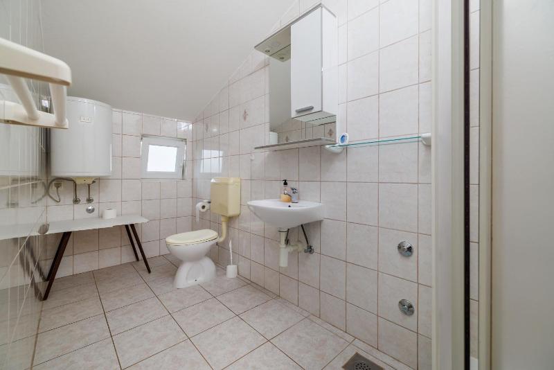 Apartments Anica J - image 19