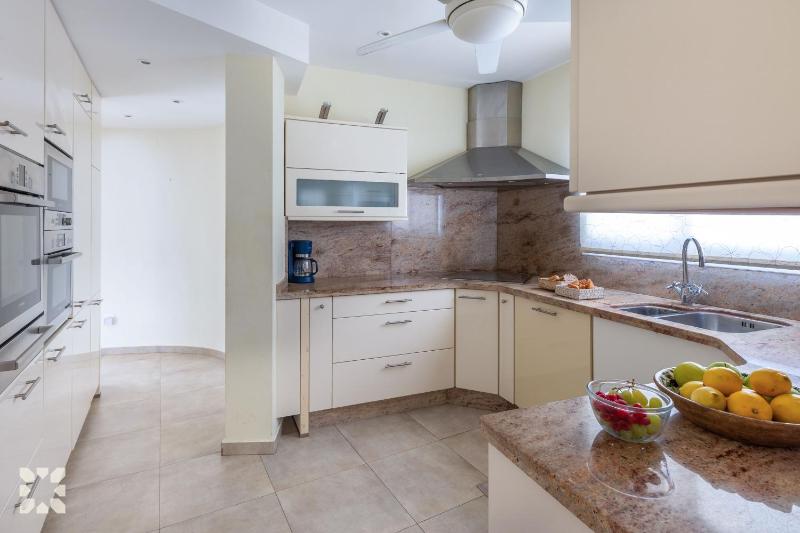 Villa Isabel by Abahana Villas - image 22