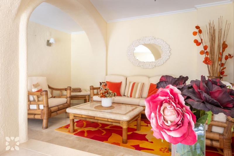 Villa Isabel by Abahana Villas - image 26