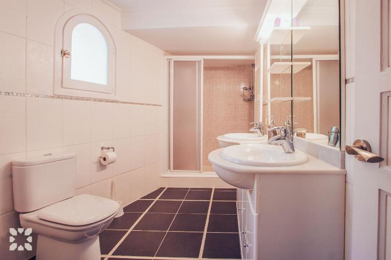 Villa Isabel by Abahana Villas - image 7