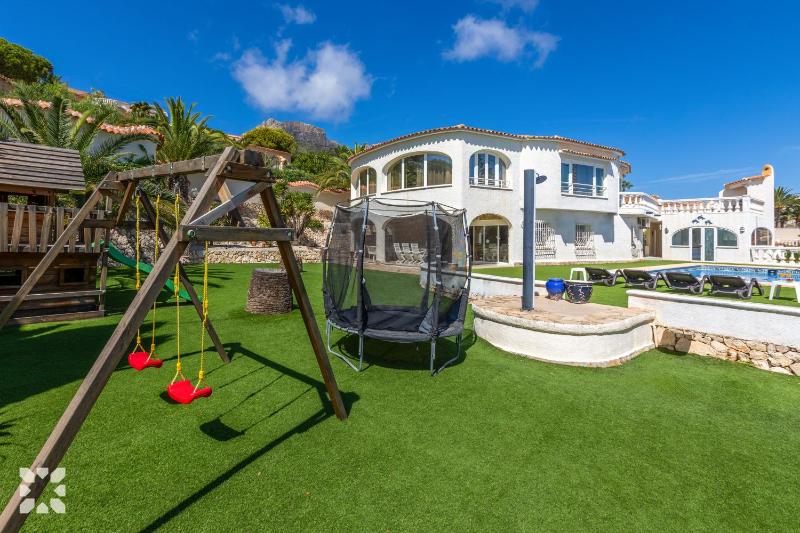 Villa Isabel by Abahana Villas - image 18