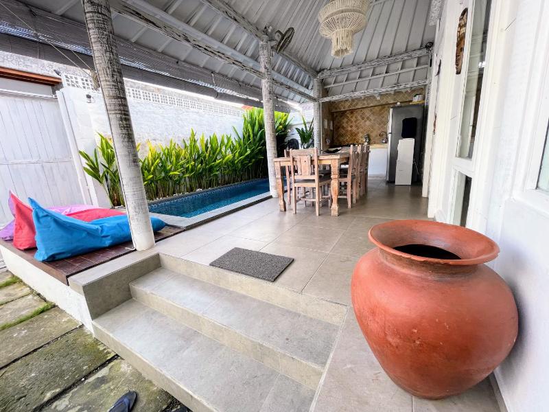 Villa Helenia Canggu Private Pool Fast Wifi 4 min to FINNS - image 34