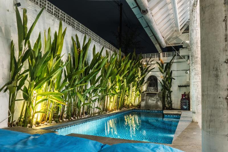Villa Helenia Canggu Private Pool Fast Wifi 4 min to FINNS - image 32