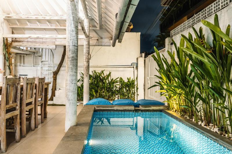 Villa Helenia Canggu Private Pool Fast Wifi 4 min to FINNS - image 36