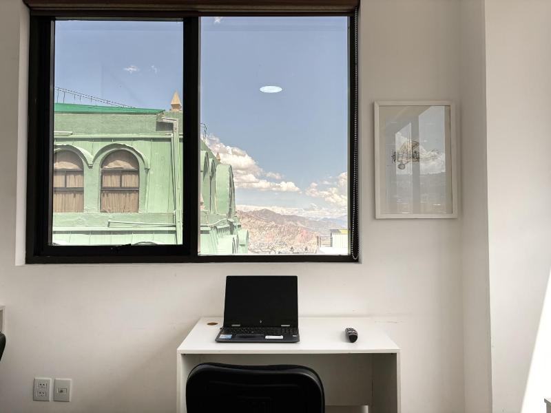 Sky Suites - 20th-Floor Gem - City & Mountain Views La Paz - image 5
