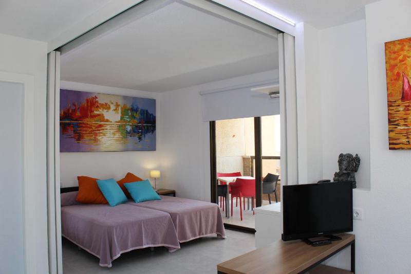 Superior One Bedroom Apartment (1-4 pax) image 1