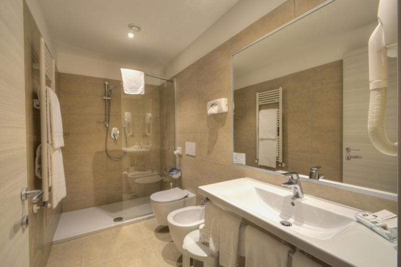 Best Western Hotel Genio - image 9