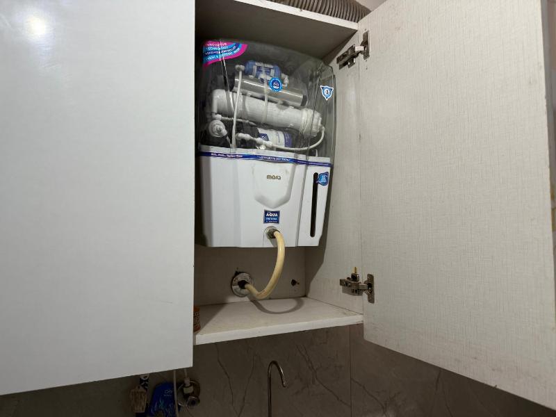 Comfort Stay near CyberHub - 300 Mbps WiFi - 1BHK - image 14
