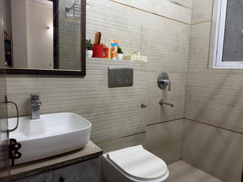 Comfort Stay near CyberHub - 300 Mbps WiFi - 1BHK - image 28