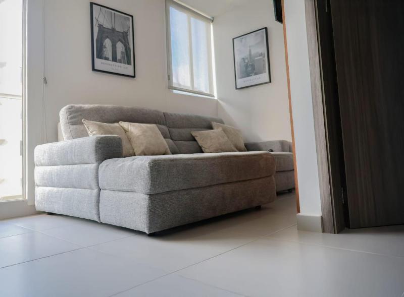 New modern apartment - image 10