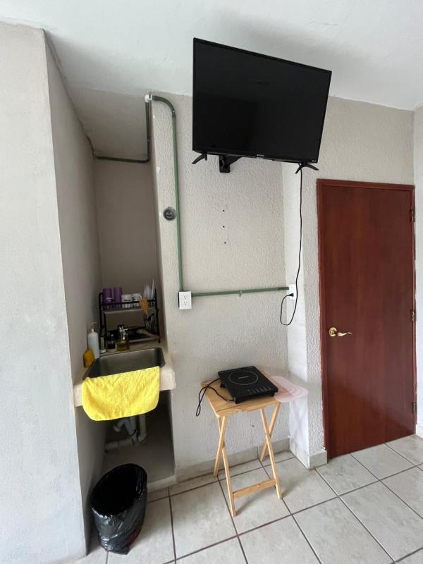 Burgos Studio - image 6