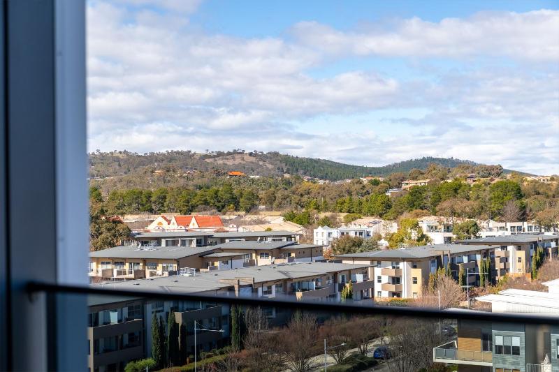 Mountain View Woden Stay Near Hospital CIT - image 4