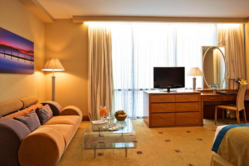 Suite image 4