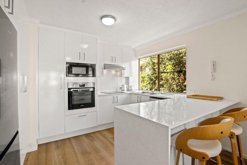 Mallory Place Unit 3 11 Saltair Street Kings Bea - image 11
