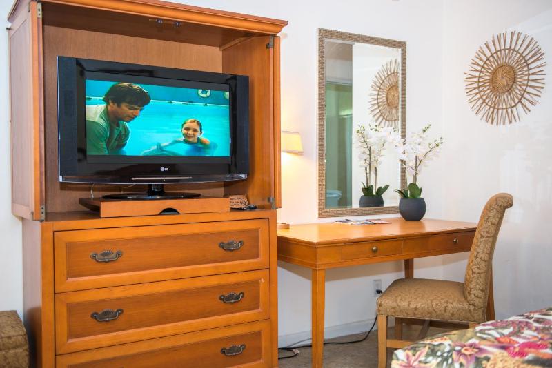 Shore Haven Resort Inn - image 4