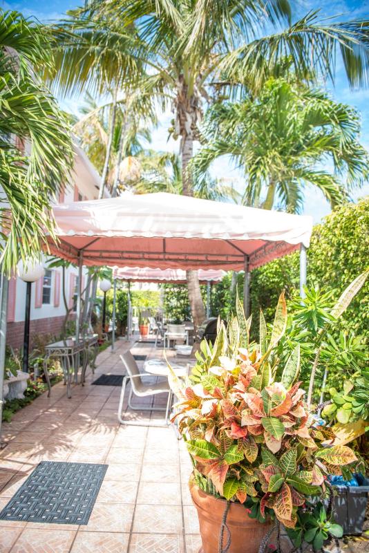 Shore Haven Resort Inn - image 7