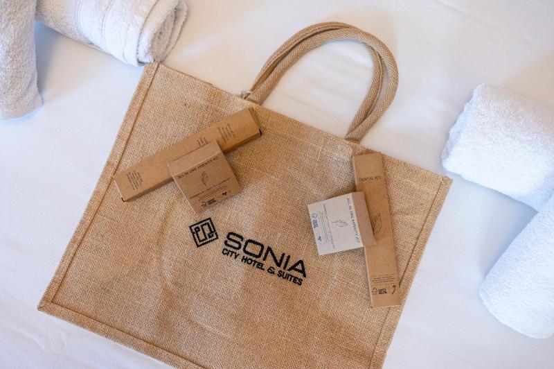 Sonia Hotel & Suites - Adults Only - image 15