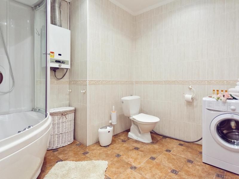 3 bedroom apartment-studio on Khreschatyk 8b image 3